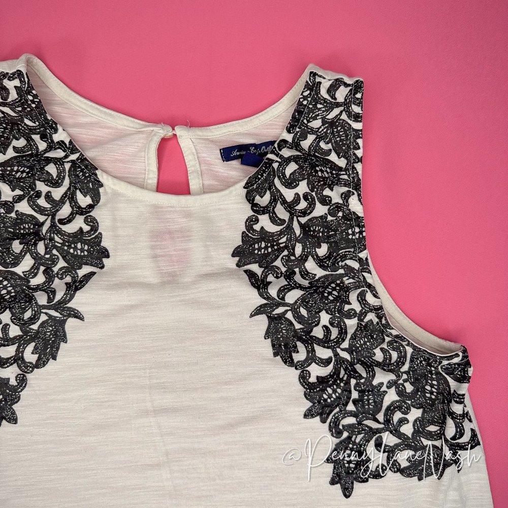 American Eagle Tank Top White With Black Design - Picture 3 of 9